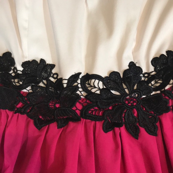 Strapless Lace Dress - Picture 3 of 6